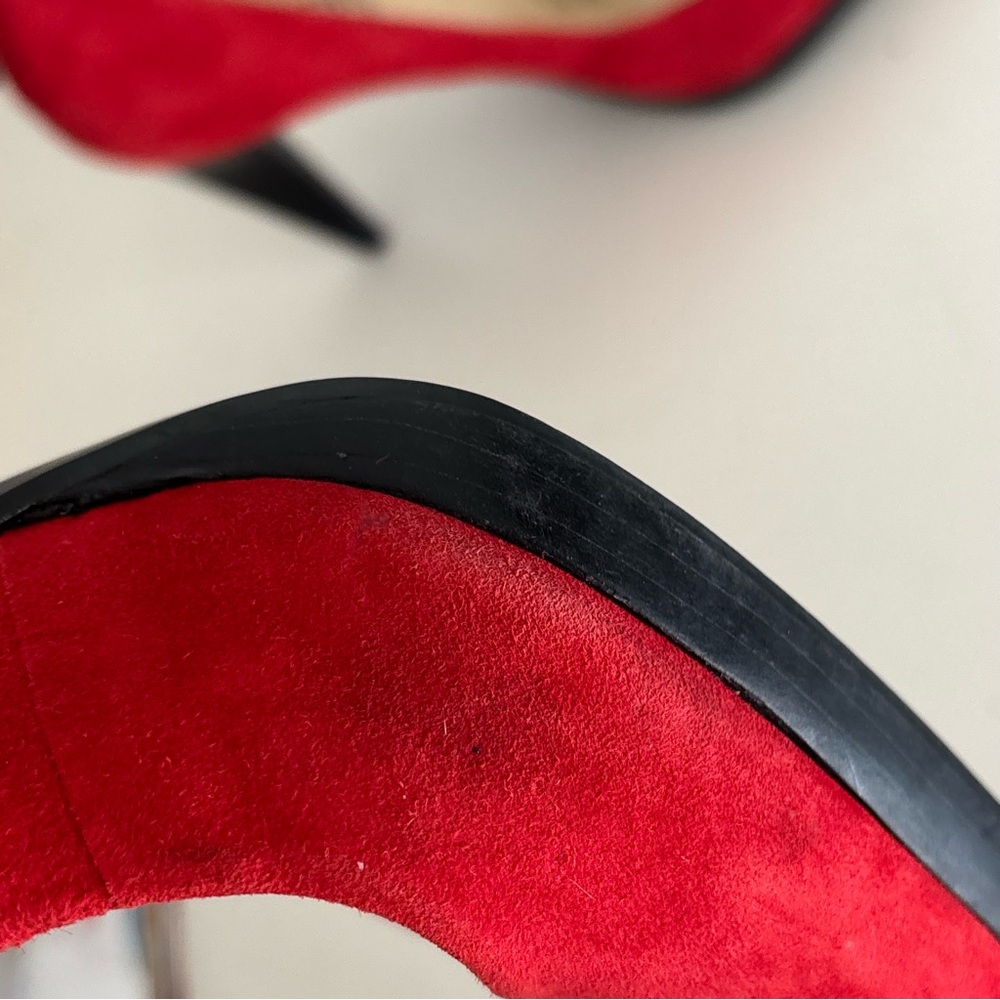 Cathy Jean Brazil Red Suede Black Heel Platform Pumps, Size 6 - Picture 7 of 11